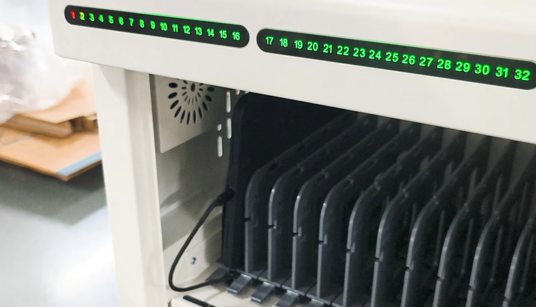 4ffc3fbc-d4f9-4fe8-83d8-13c3c1255415